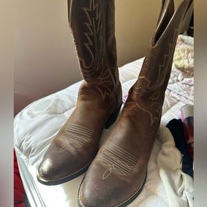 Ariat boots (Woman's size 8.5)